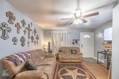 1649 S 16th Street, Abilene, TX 79602 - Photo 4