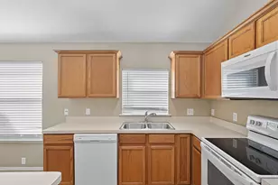 8208 Storm Chaser Dr, Fort Worth, TX 76131 - Photo 2