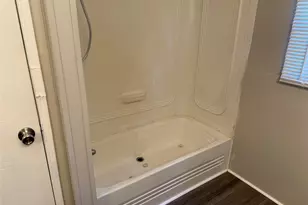 100 Crow St, Mabank, TX 75156 - Photo 16