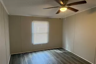 100 Crow St, Mabank, TX 75156 - Photo 14