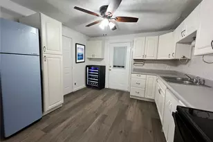 304 Lockwood St, White Settlement, TX 76108 - Photo 6