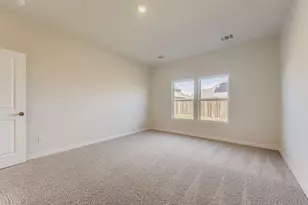 1025 Park Oak Ln, Crowley, TX 76036 - Photo 16