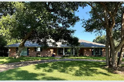 5016 Brooks Drive, Waco, TX 76710 - Photo 1