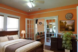 2721 Hemphill St, Fort Worth, TX 76110 - Photo 4