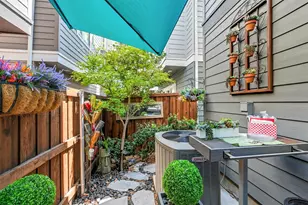 5840 Callisto Ct, Dallas, TX 75235 - Photo 38