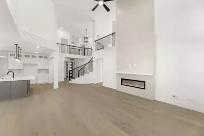 721 S Hidden Lakes Drive, DeSoto, TX 75115 - Photo 4