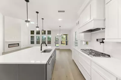 721 S Hidden Lakes Drive, DeSoto, TX 75115 - Photo 12