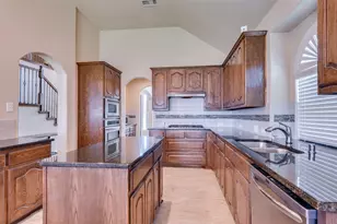 7311 Padilla, Grand Prairie, TX 75054 - Photo 12