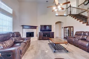 7311 Padilla, Grand Prairie, TX 75054 - Photo 6