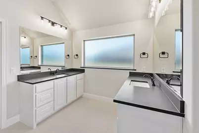 321 Bowrider Lane, Granbury, TX 76049 - Photo 26