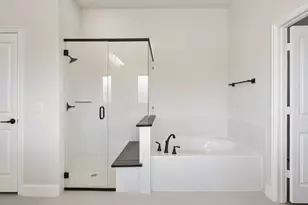 321 Bowrider Ln, Granbury, TX 76049 - Photo 28