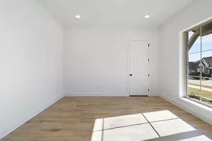 10436 Gray Hls Dr, Fort Worth, TX 76126 - Photo 14