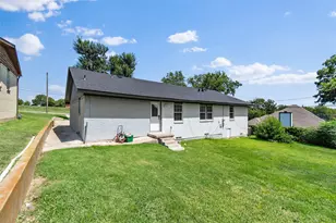 421 E Tarrant Rd, Grand Prairie, TX 75050 - Photo 2