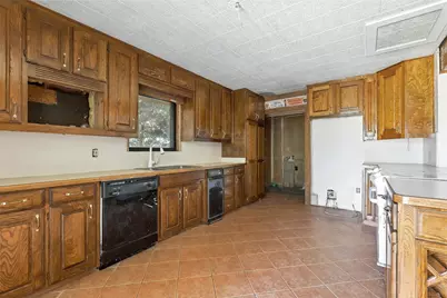 1820 Houston Road, Burleson, TX 76028 - Photo 24
