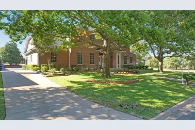 206 Baker Park Drive, Sherman, TX 75092 - Photo 2