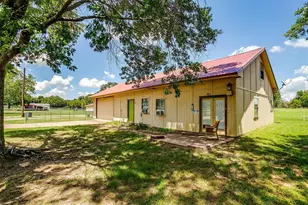 401 Eddy Ave, Joshua, TX 76058 - Photo 22