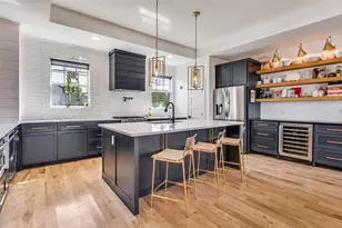 1723 N Edgefield Ave, Dallas, TX 75208 - Photo 10