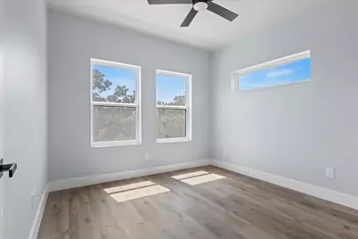 1116 E Oleander, Fort Worth, TX 76104 - Photo 22