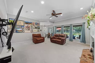 1601 Warwickshire Ct W, Bedford, TX 76021 - Photo 10