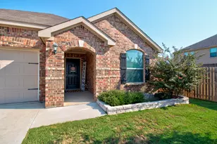 115 Magnolia Dr, Sanger, TX 76266 - Photo 4