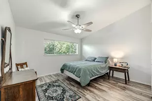 1902 Shorewood Dr, Grapevine, TX 76051 - Photo 28