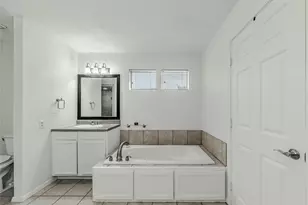 1902 Shorewood Dr, Grapevine, TX 76051 - Photo 34