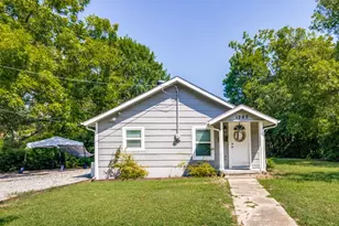 1205 W Birge St, Sherman, TX 75092 - Photo 1