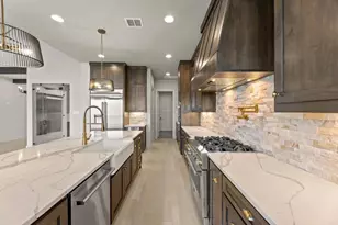 2269 Rolling Oaks Dr, Fort Worth, TX 76008 - Photo 12