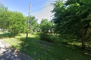 305 E Neagle Ave, Paris, TX 75460 - Photo 1