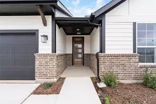 1232 Sabine River Ln, Springtown, TX 76082 - Photo 6