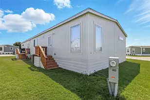 901 Browning Rd, Wilmer, TX 75172 - Photo 6