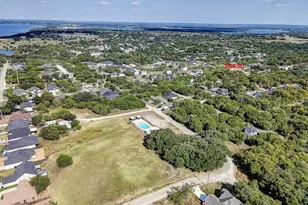 5807 Black Pine Cir, Granbury, TX 76048 - Photo 38
