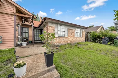 2509 Sunflower Drive, Arlington, TX 76014 - Photo 1