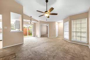 2509 Sunflower Dr, Arlington, TX 76014 - Photo 4