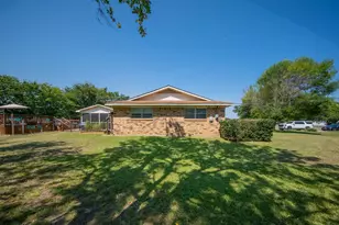 3291 N Grand Ave, Gainesville, TX 76240 - Photo 34