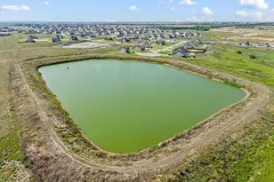 127 Clearwater Ct, Rhome, TX 76078 - Photo 38