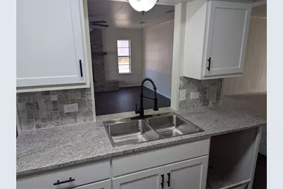 502 E Baker, Hamilton, TX 76531 - Photo 36