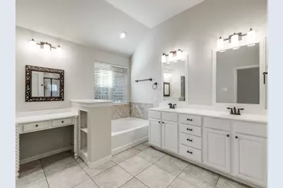 6401 Canyon Crest Drive, McKinney, TX 75071 - Photo 18