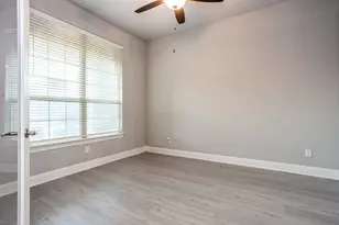 2614 Flat Bush Ave, Midlothian, TX 76065 - Photo 4