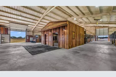 501 Grimes Road, Mineral Wells, TX 76067 - Photo 10