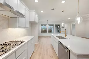 1020 Violet Dr, Crowley, TX 76036 - Photo 18