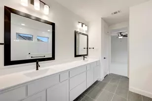 1020 Violet Dr, Crowley, TX 76036 - Photo 28