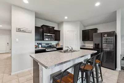 16417 Marinette Court, Justin, TX 76247 - Photo 6