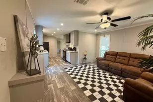 1605 Sheri Ct, Pelican Bay, TX 76020 - Photo 12