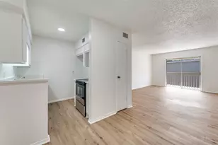 4859 Cedar Springs Rd, Dallas, TX 75219 - Photo 4