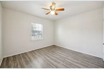 3228 Emmett Street, Dallas, TX 75211 - Photo 16