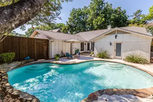 8034 Westover Dr, Dallas, TX 75231 - Photo 24