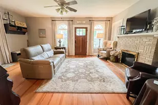 902 W Elm St, Olney, TX 76374 - Photo 4