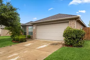 2006 Robincreek Cove, Forney, TX 75126 - Photo 2