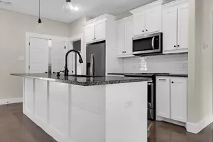 727 E Gandy St, Denison, TX 75021 - Photo 2